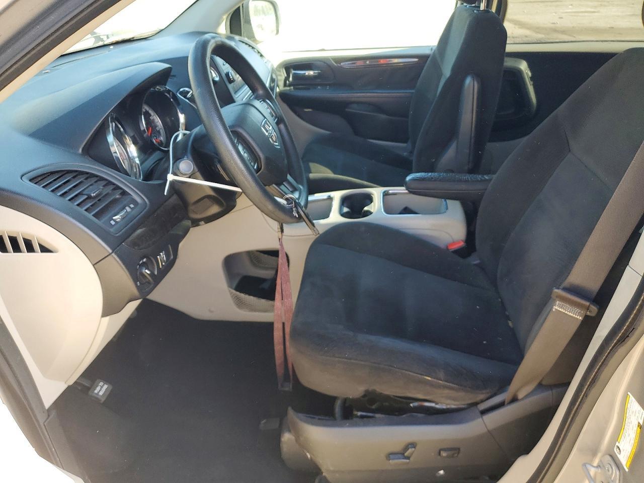 2016 Dodge Caravan Sxt - zdjęcie 7