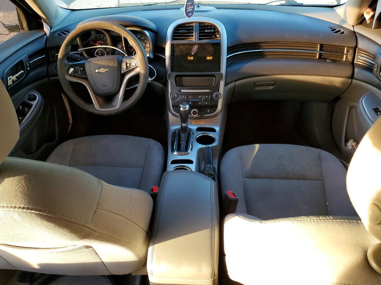 2015 Chevrolet Malibu Ls - zdjęcie 8