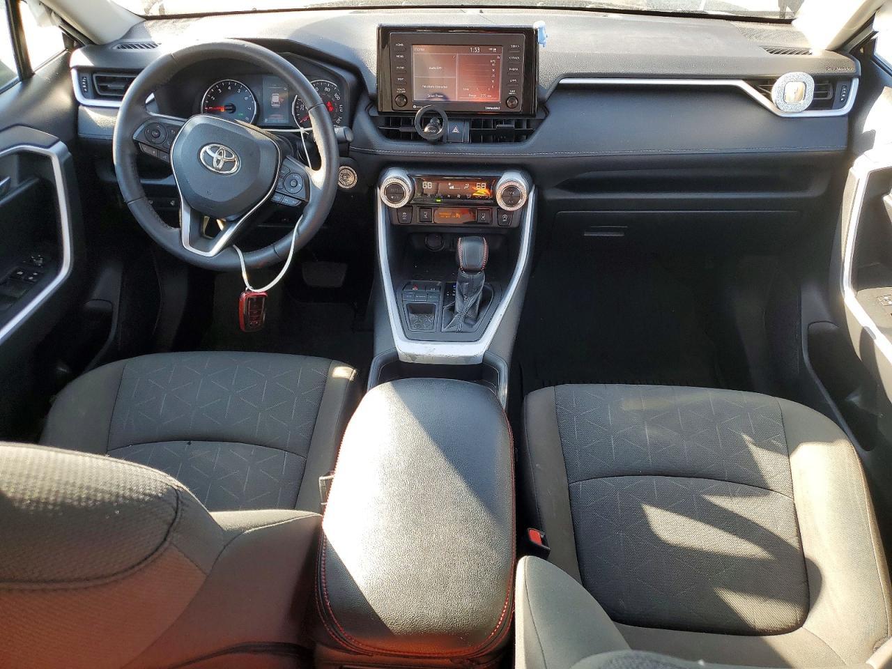 2021 Toyota Rav4 Xle - zdjęcie 8