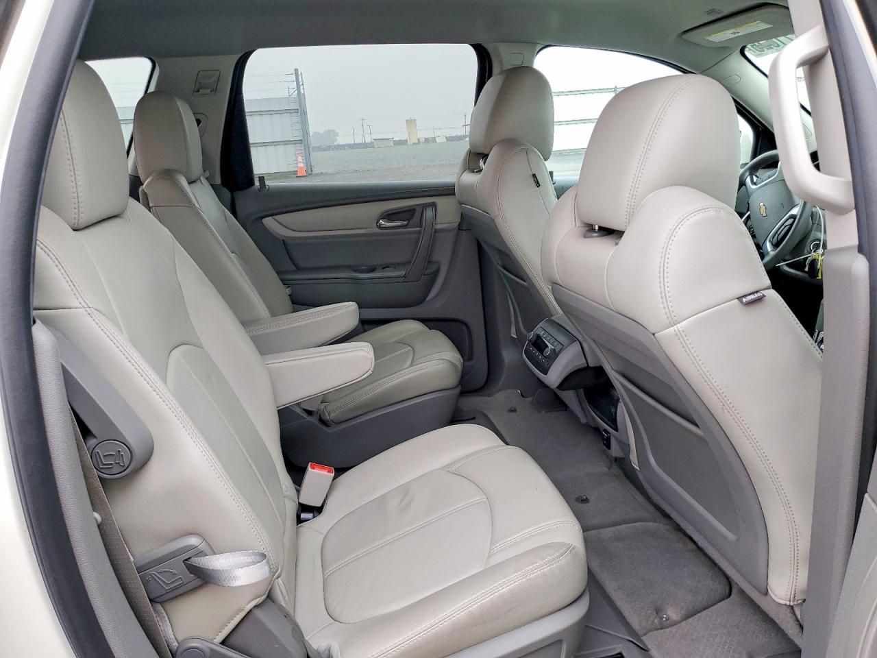 2014 Chevrolet Traverse Lt - zdjęcie 11