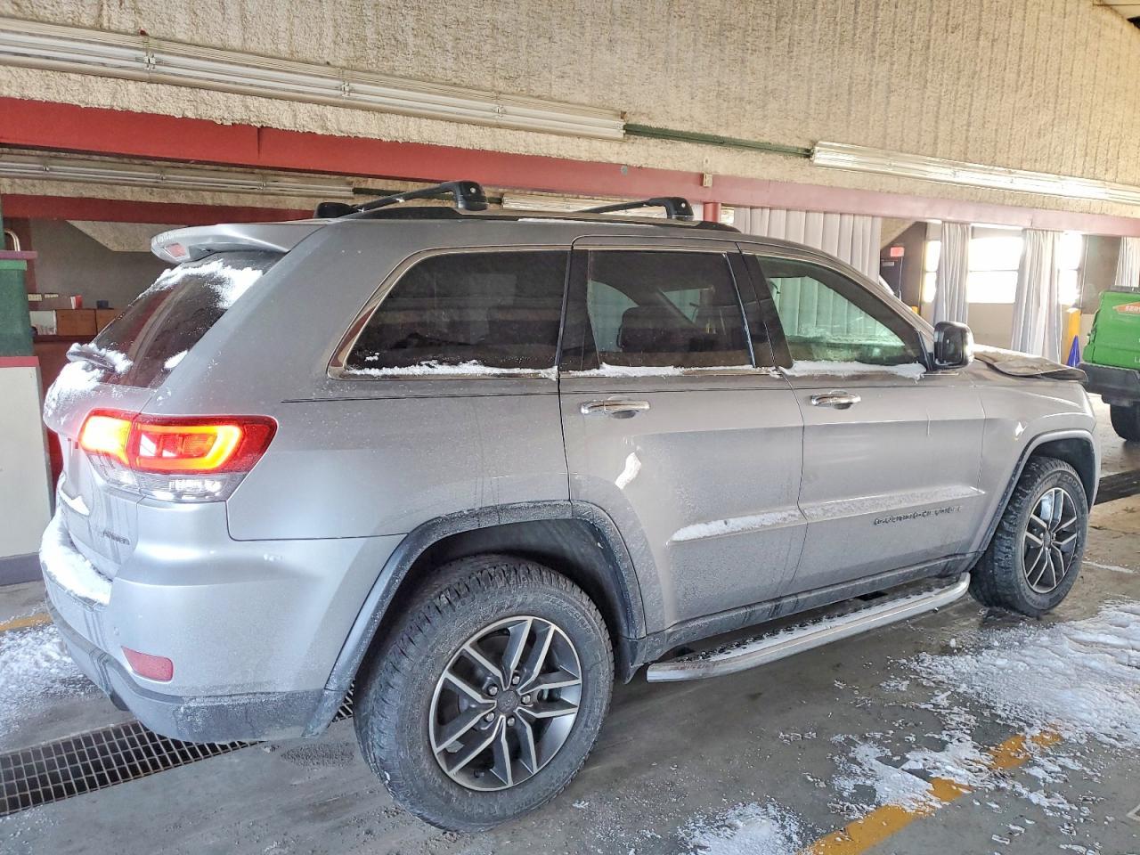 2021 Jeep Grand Cherokee Limited - zdjęcie 3