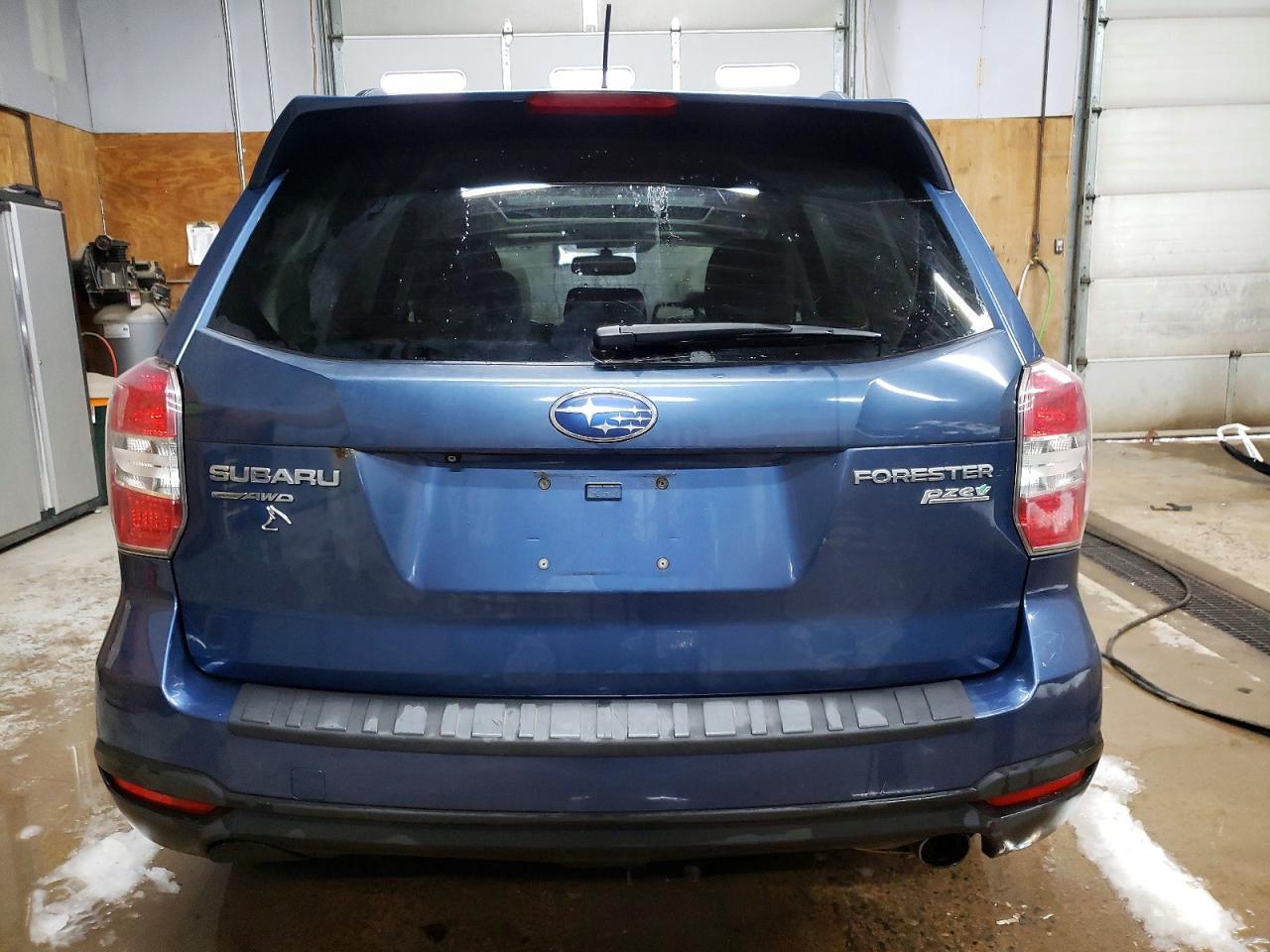 2014 Subaru Forester 2.5I Touring - zdjęcie 6