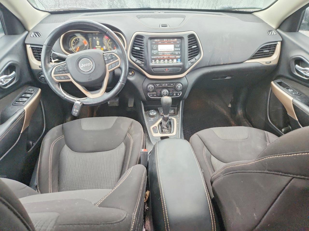 2017 Jeep Cherokee Latitude - zdjęcie 8