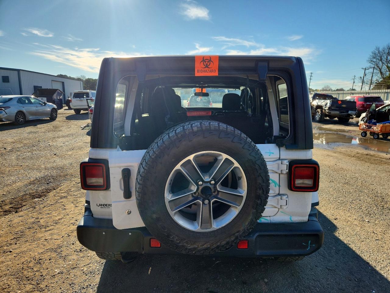 2019 Jeep Wrangler Unlimited Sahara - zdjęcie 6
