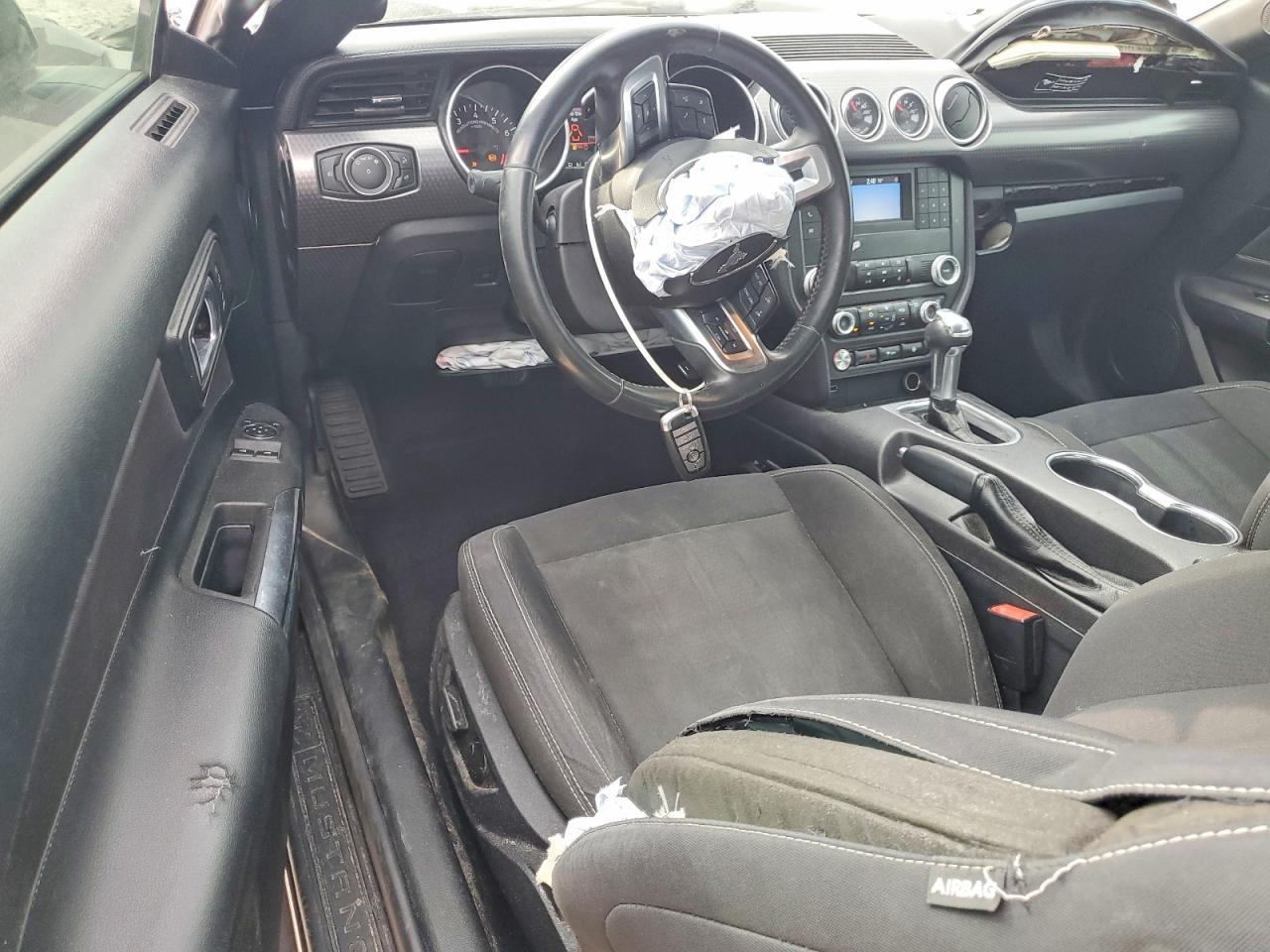 2020 Ford Mustang Gt - zdjęcie 8