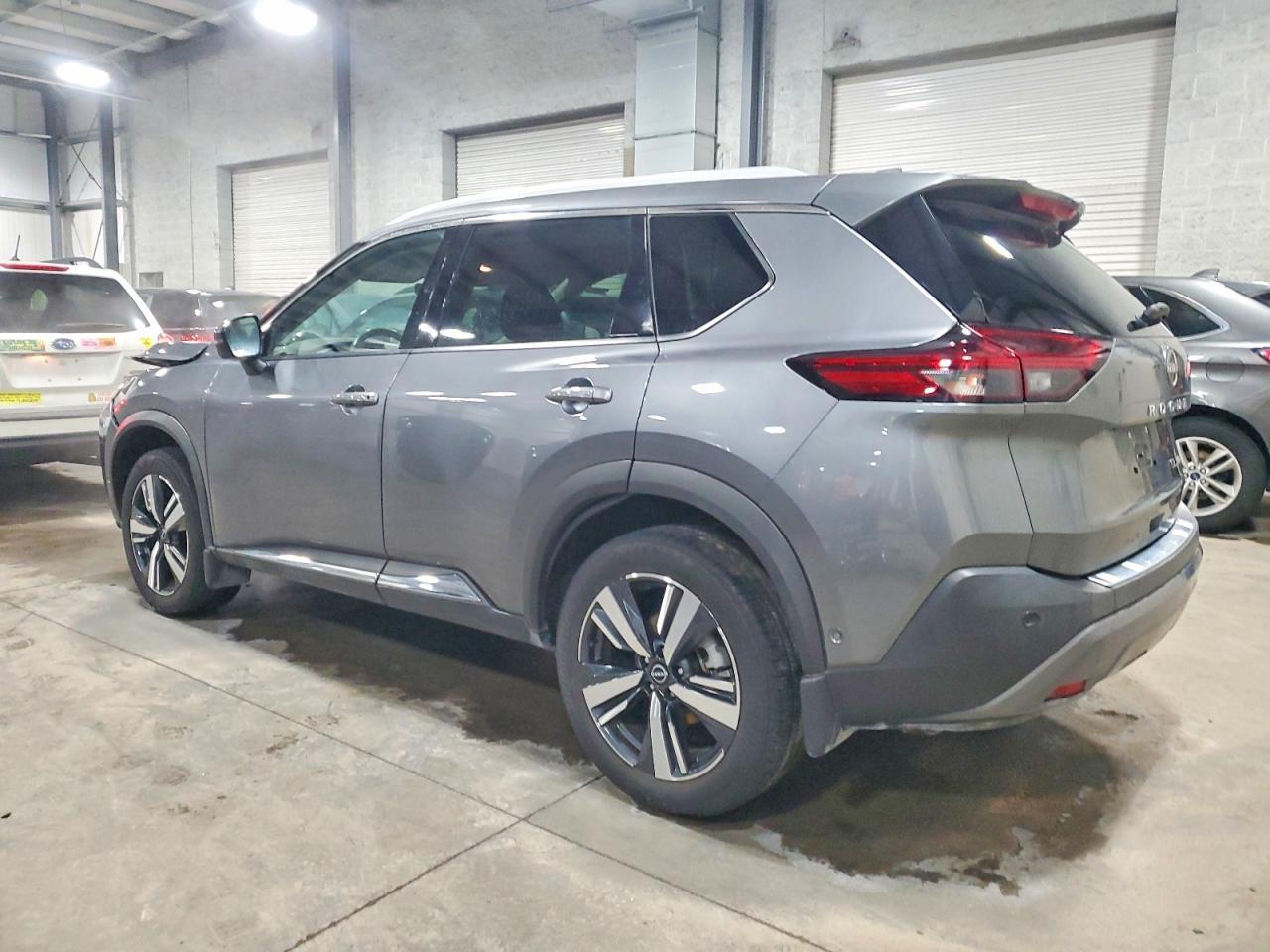 2023 Nissan Rogue Sl - zdjęcie 2