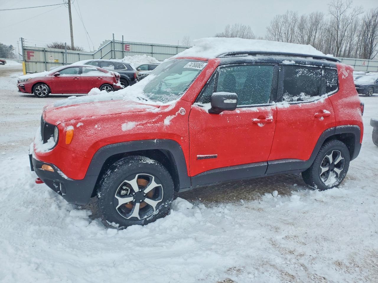 2021 Jeep Renegade Trailhawk - zdjęcie główne