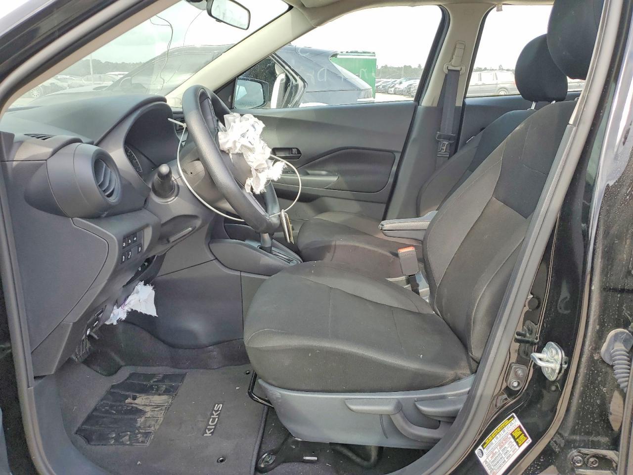 2025 Nissan Kicks Play S - zdjęcie 7