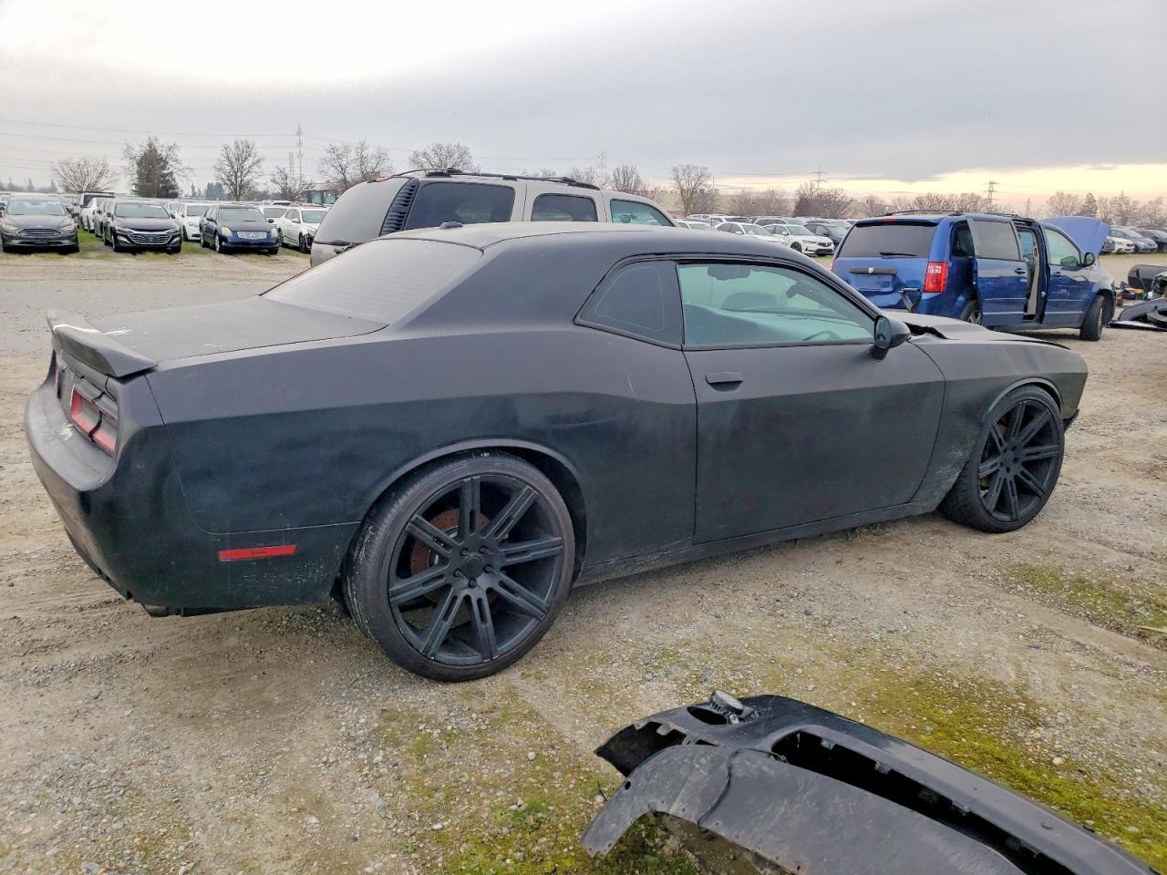2015 Dodge Challenger Sxt - zdjęcie 3