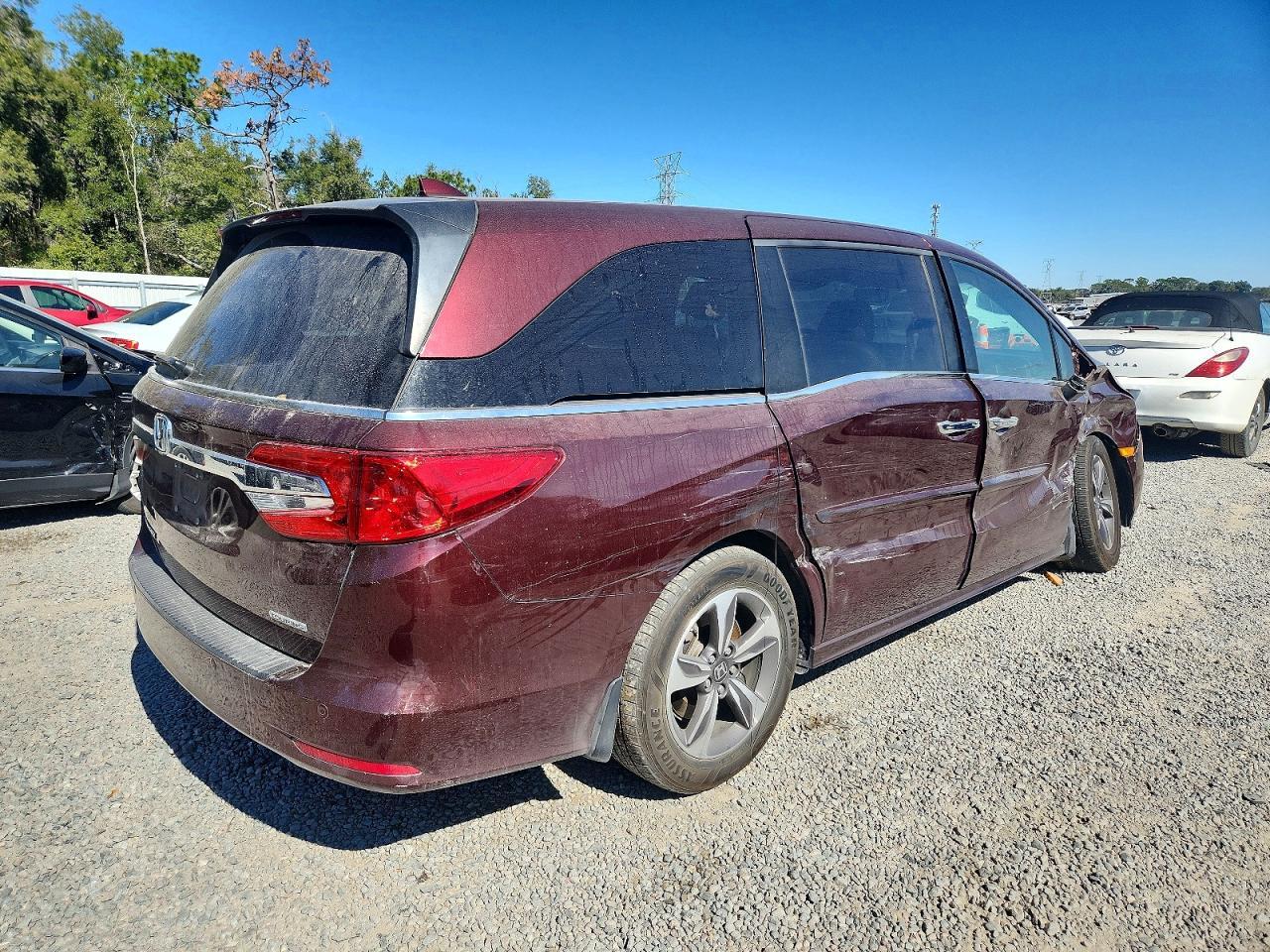 2019 Honda Odyssey Touring - zdjęcie 3