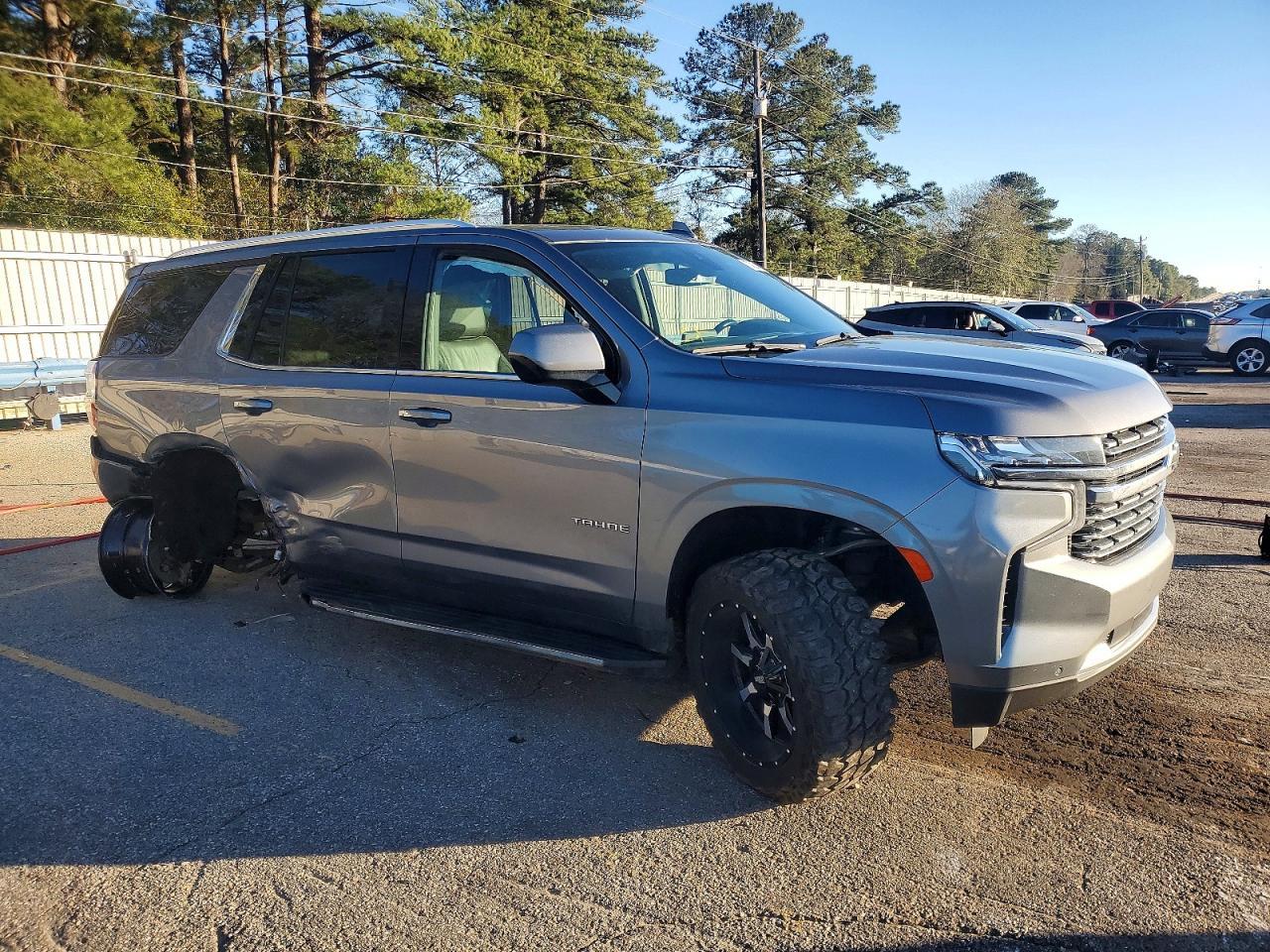 2022 Chevrolet Tahoe C1500 Lt - zdjęcie 4