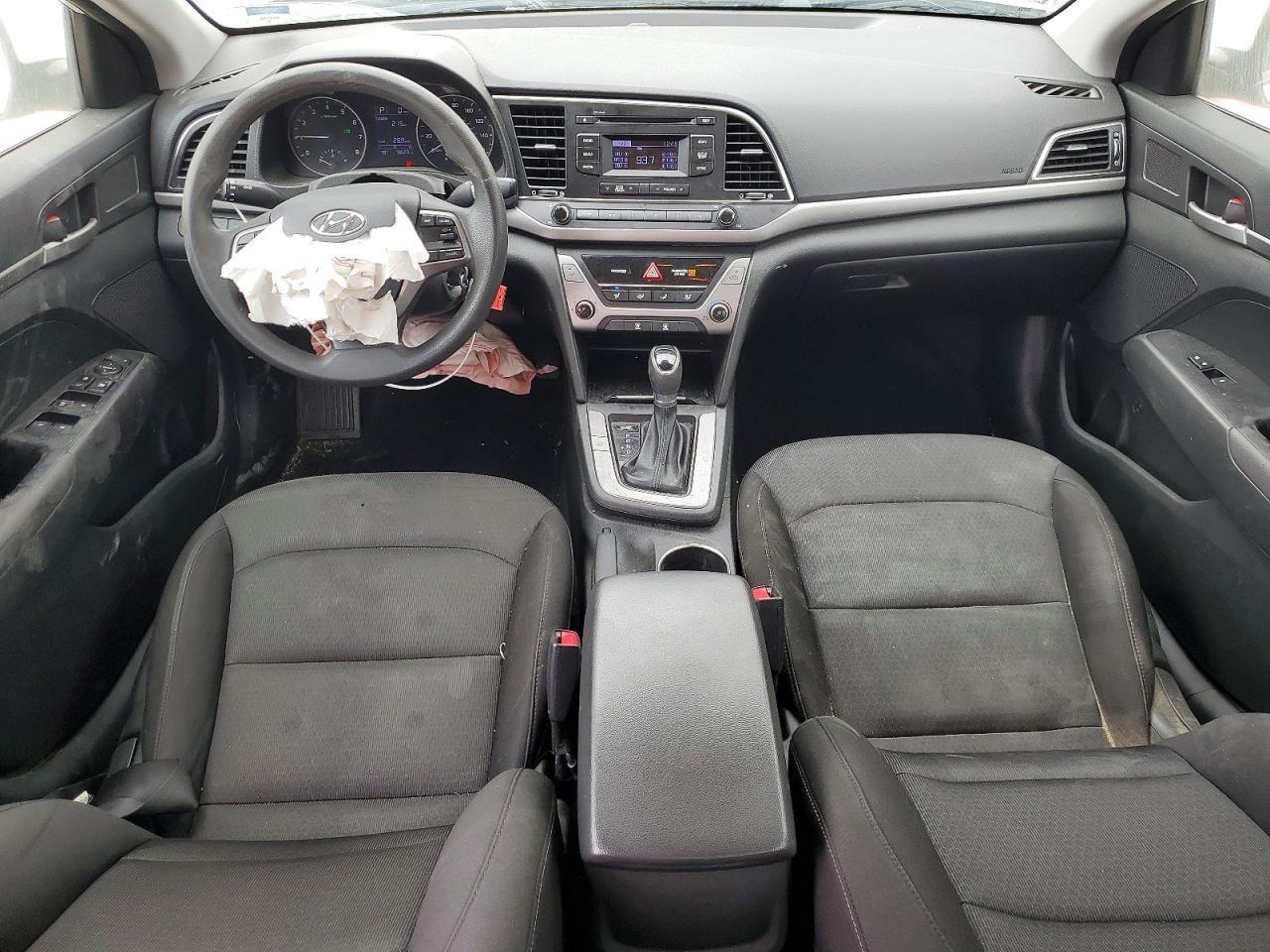 2018 Hyundai Elantra Se - zdjęcie 8