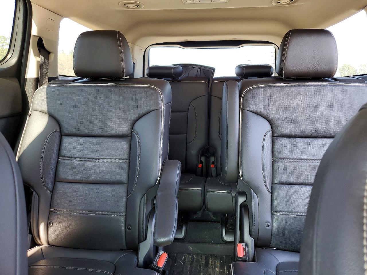 2020 GMC Acadia Denali - zdjęcie 10