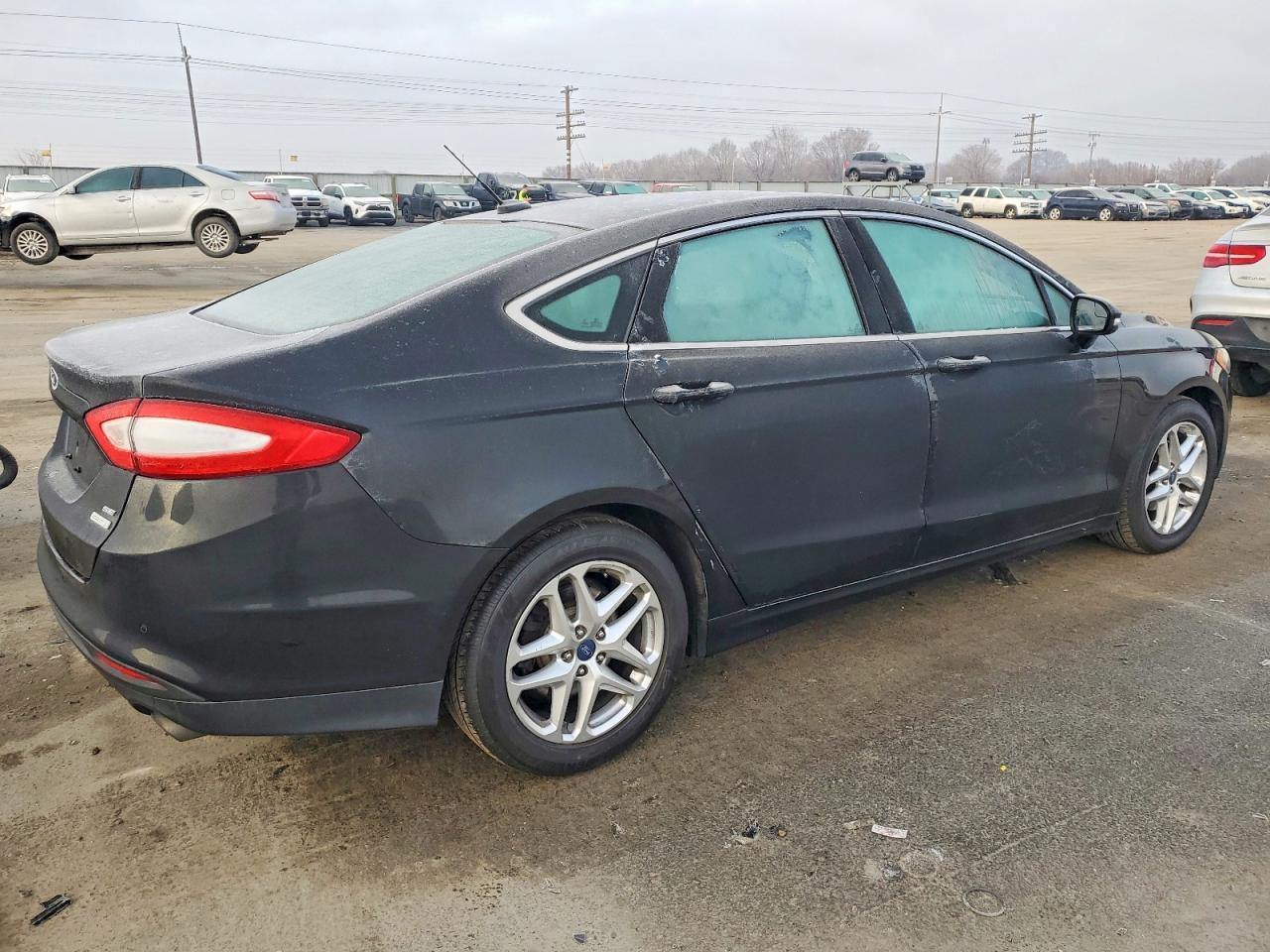 2013 Ford Fusion Se - zdjęcie 3