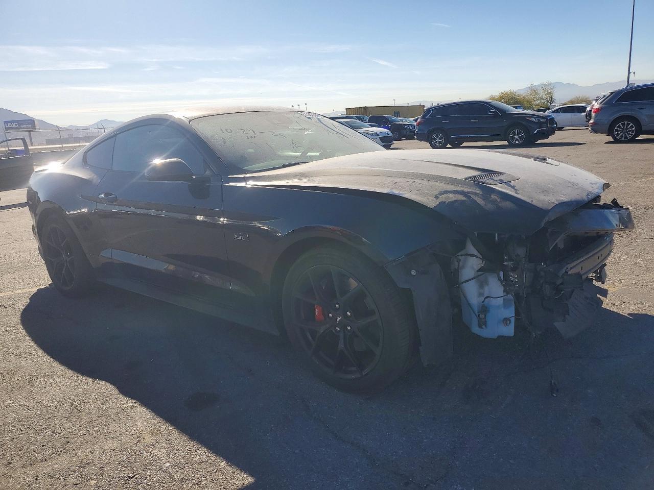 2020 Ford Mustang - zdjęcie 4