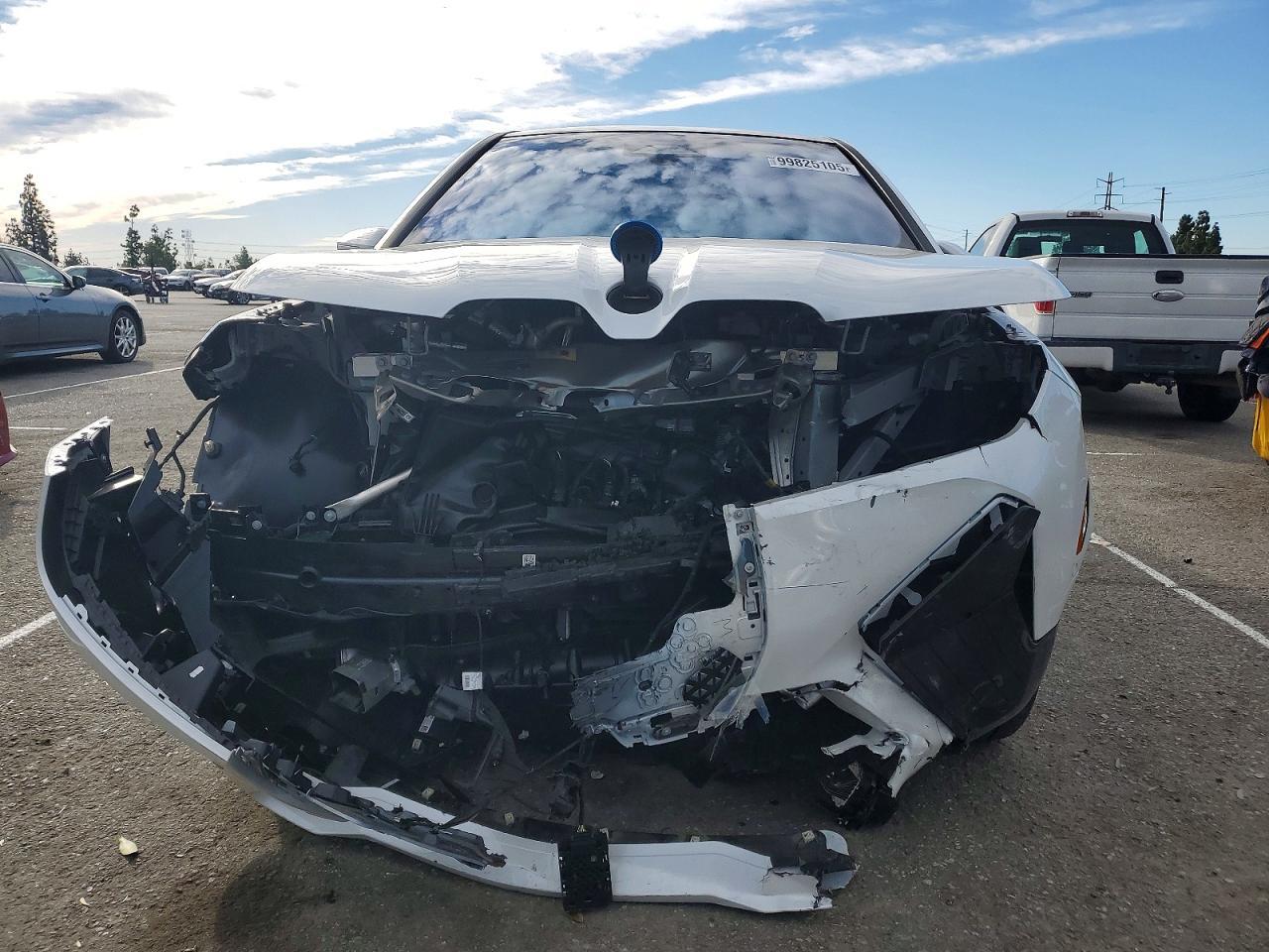 2025 BMW Ix xDrive50 - zdjęcie 5