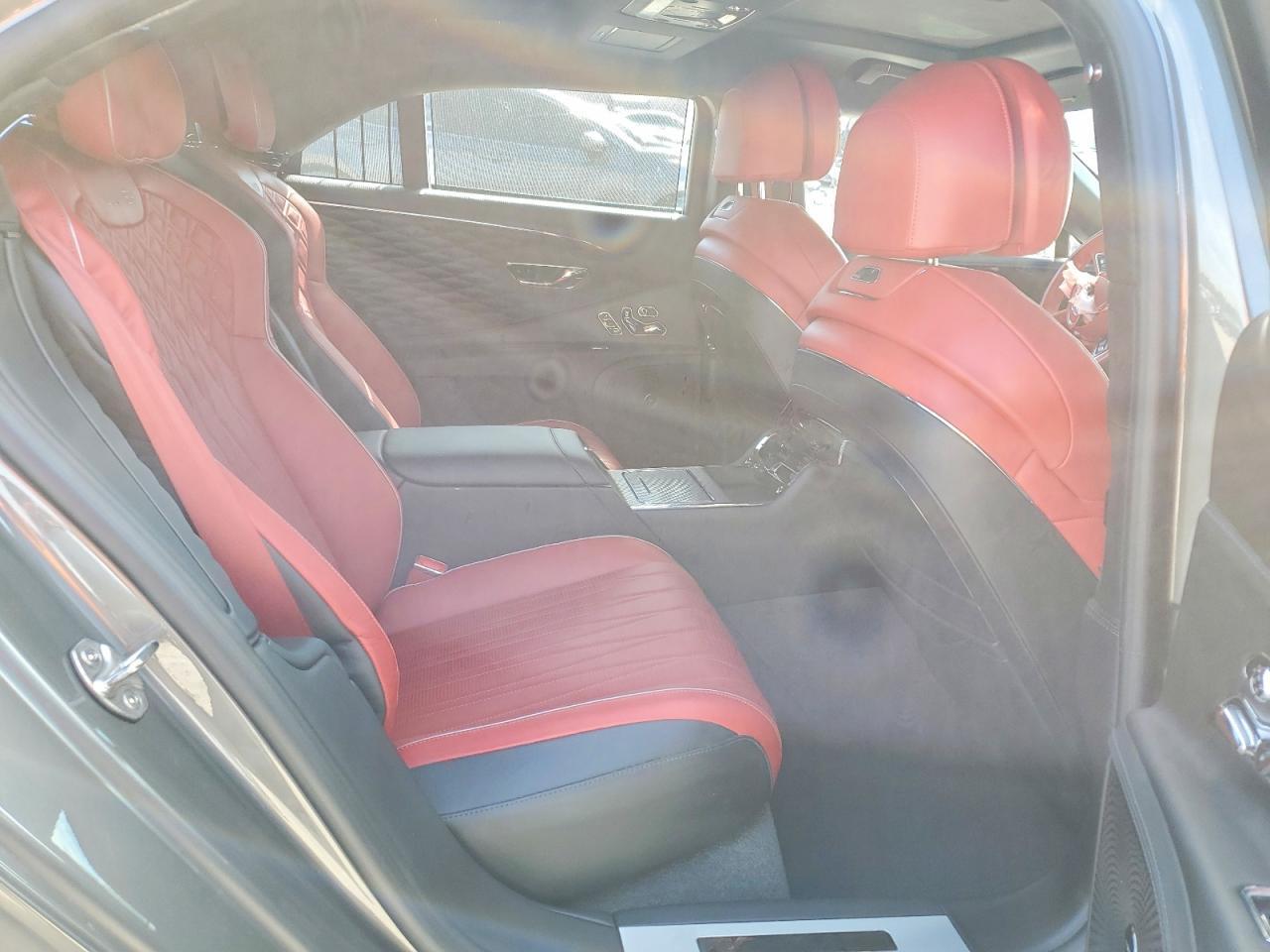 2023 Bentley Flying Spur - zdjęcie 10