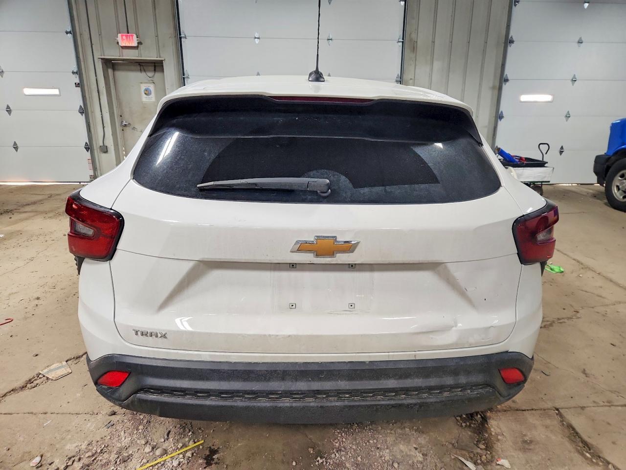 2025 Chevrolet Trax Ls - zdjęcie 6