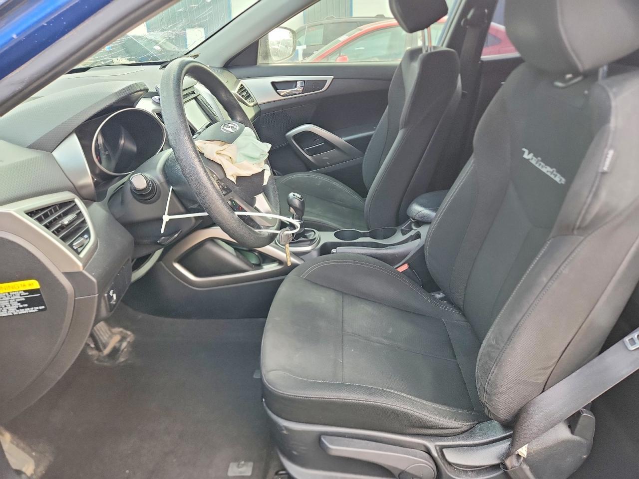 2016 Hyundai Veloster - zdjęcie 7