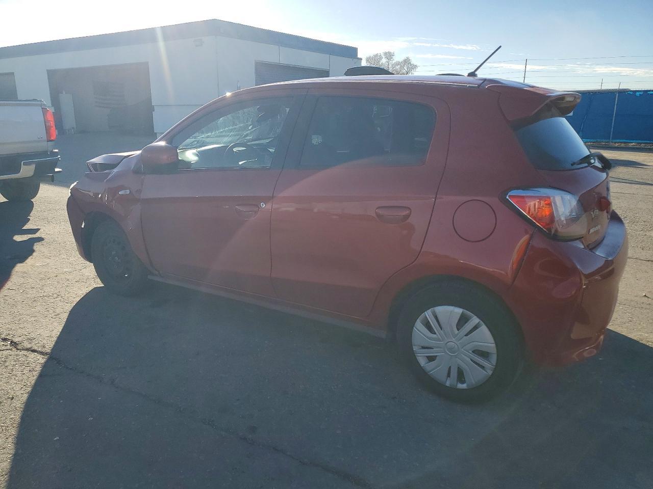 2023 Mitsubishi Mirage - zdjęcie 2