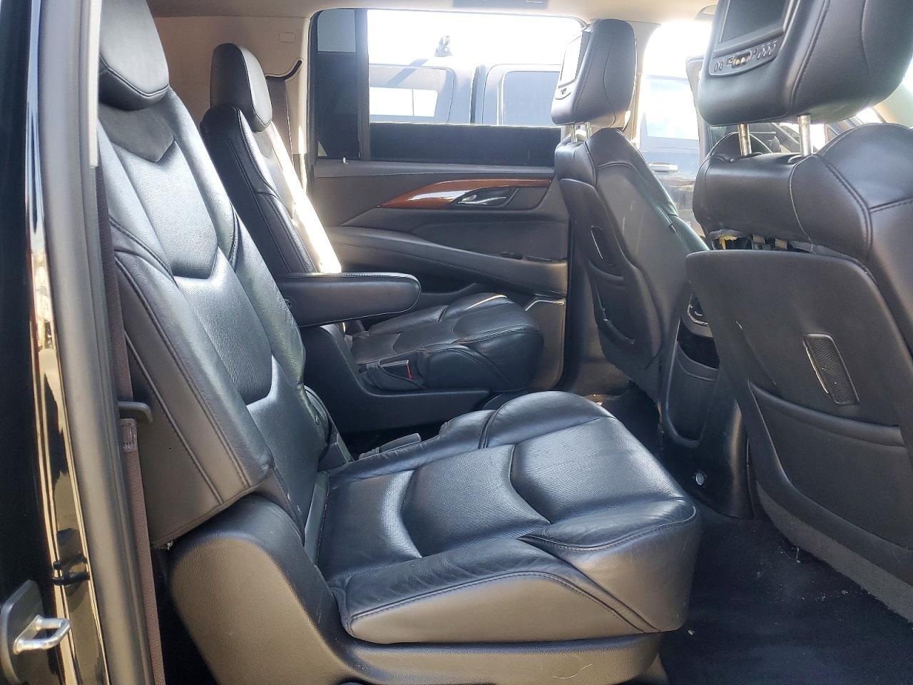 2017 Cadillac Escalade Esv Luxury - zdjęcie 11