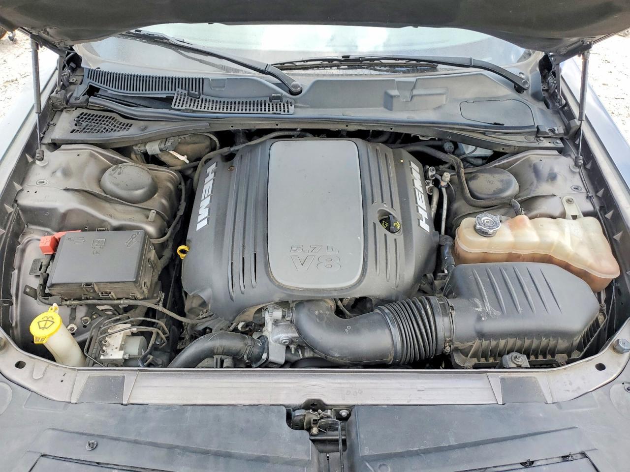 2019 Dodge Challenger R/T - zdjęcie 11