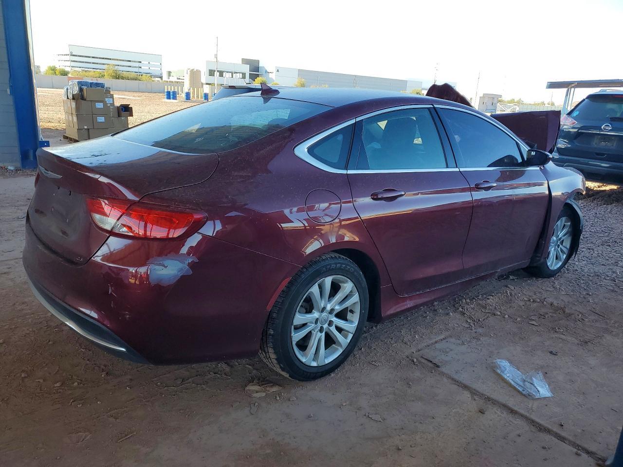 2016 Chrysler 200 Limited - zdjęcie 3