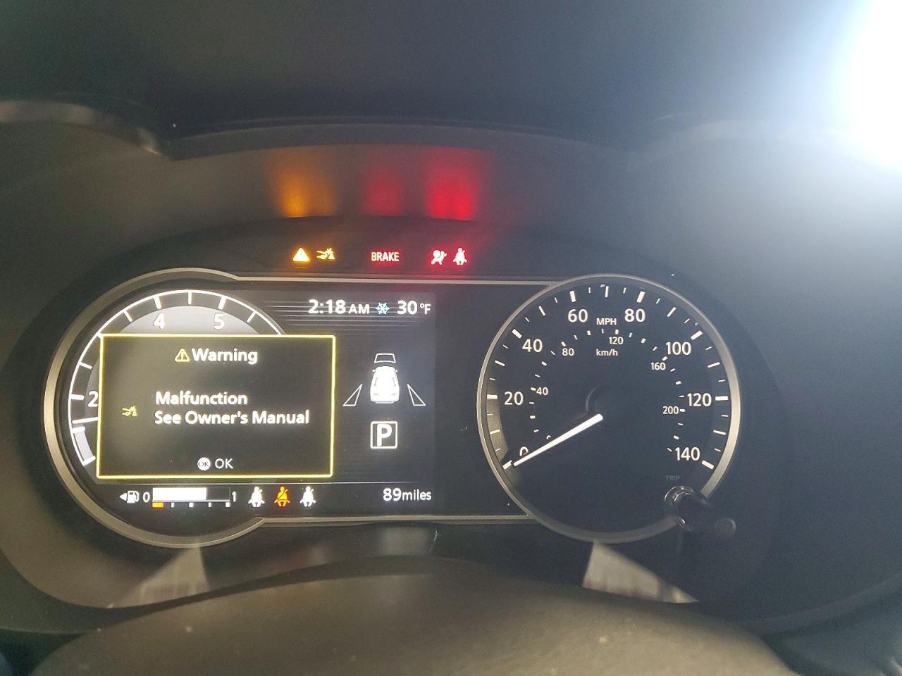 2025 Nissan Versa Sv - zdjęcie 9