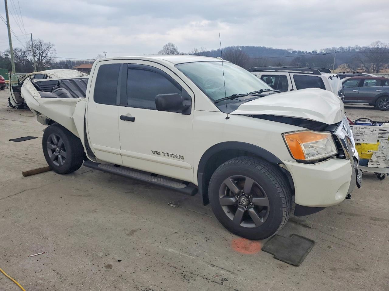 2015 Nissan Titan S - zdjęcie 4
