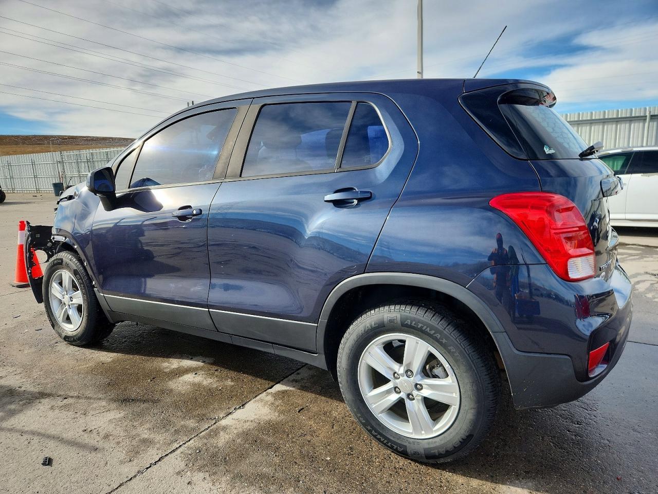 2018 Chevrolet Trax Ls - zdjęcie 2