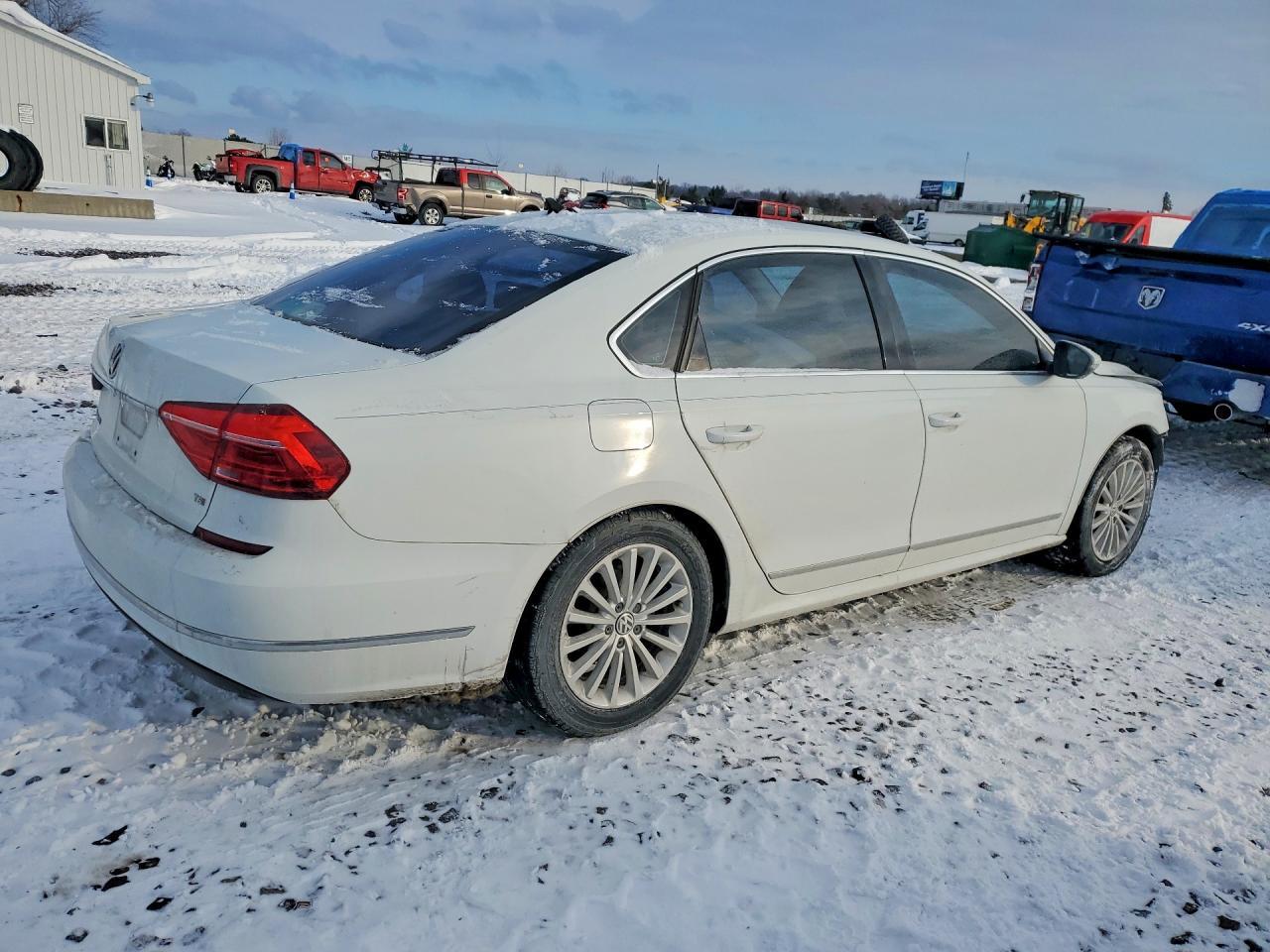 2016 Volkswagen Passat Se - zdjęcie 3