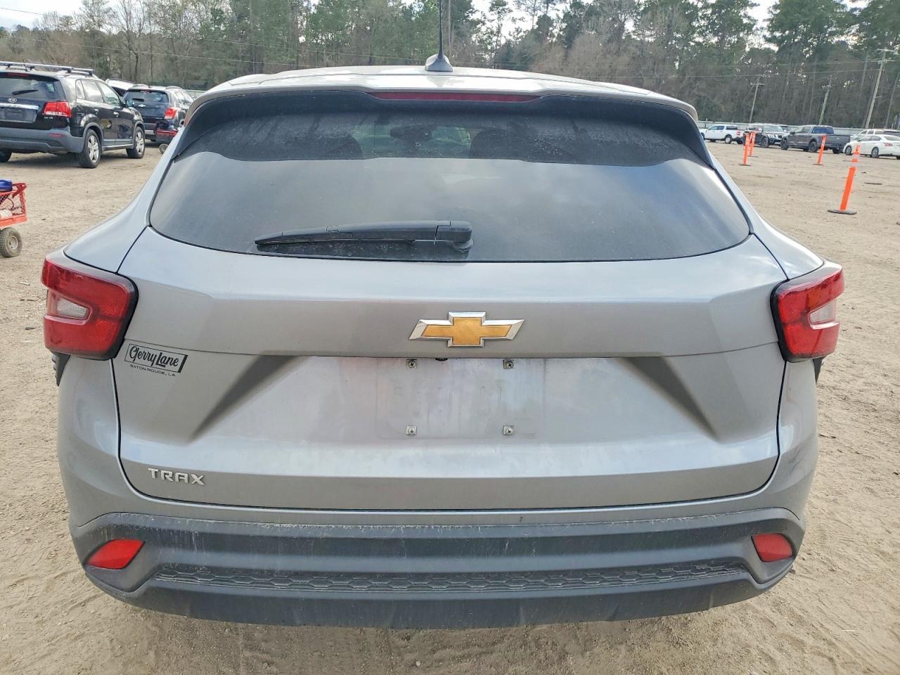 2024 Chevrolet Trax Ls - zdjęcie 6