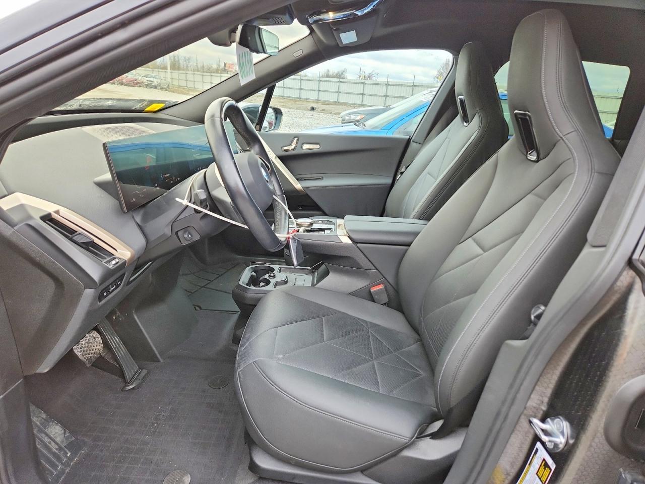 2024 BMW Ix xDrive50 - zdjęcie 7