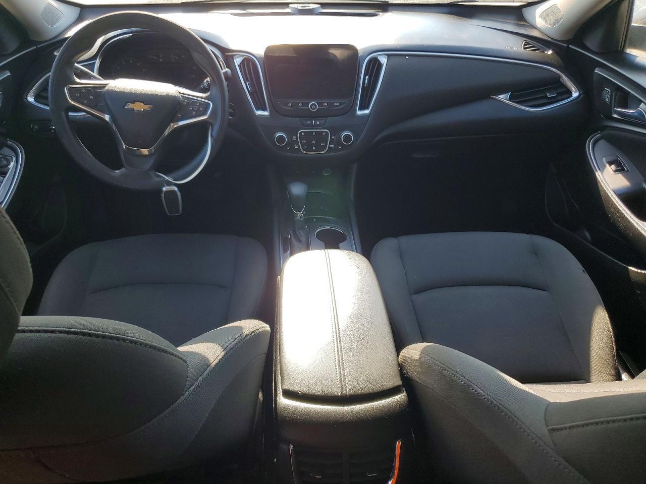 2021 Chevrolet Malibu Lt - zdjęcie 8