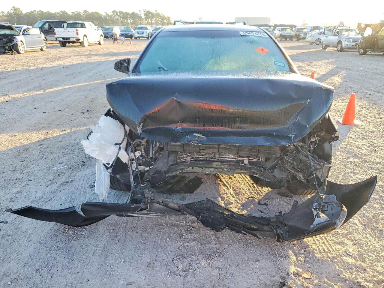 2016 Toyota Camry Le - zdjęcie 5