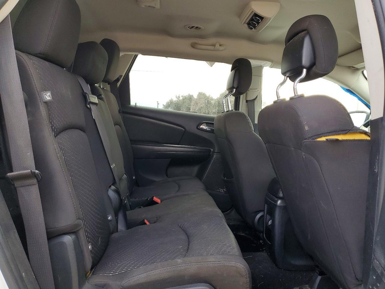 2017 Dodge Journey Crossroad - zdjęcie 11