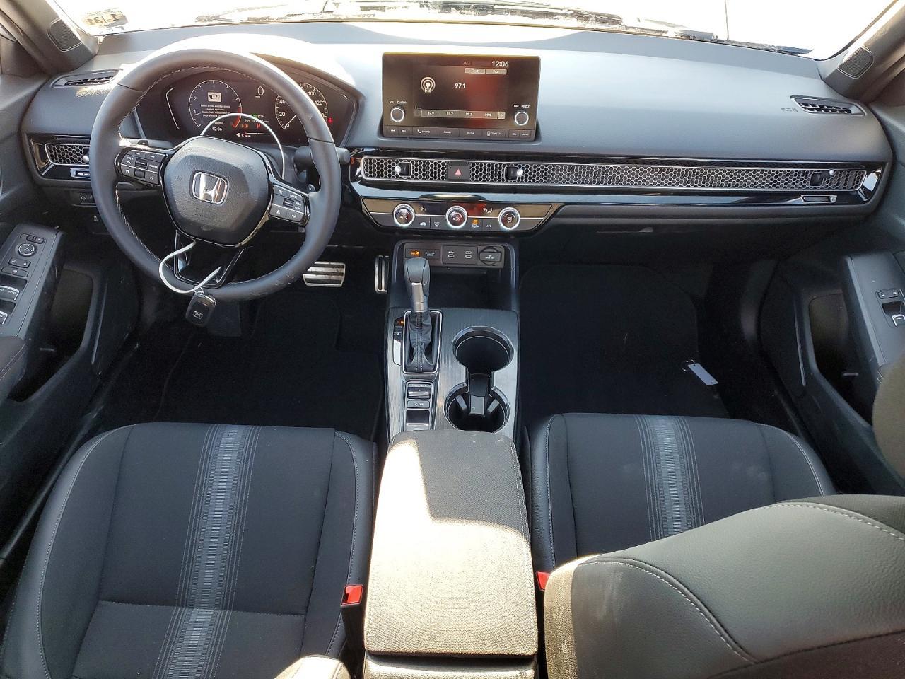 2026 Honda Civic - zdjęcie 8