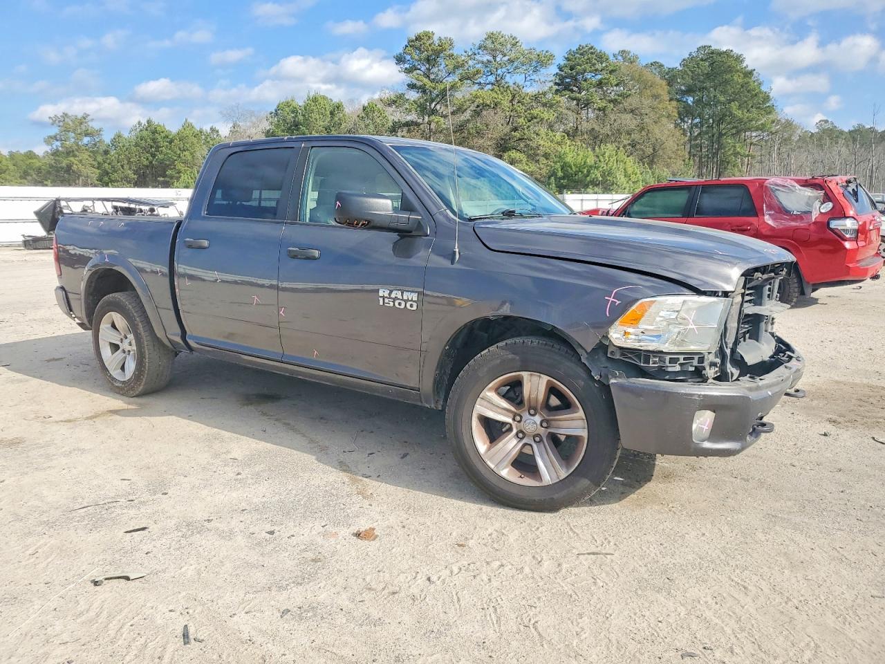 2015 Ram 1500 Slt - zdjęcie 4
