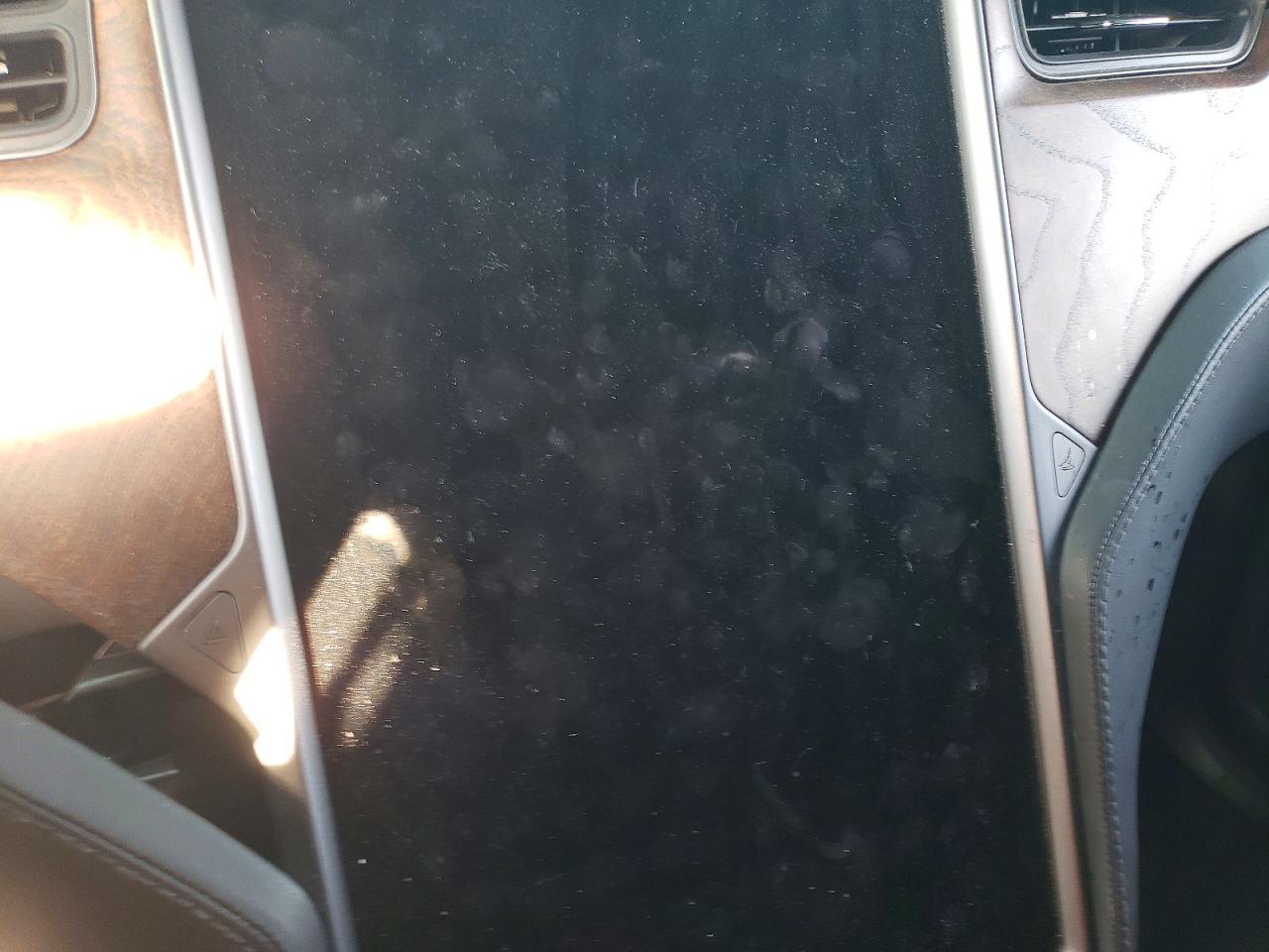 2021 Tesla Model X - zdjęcie 9