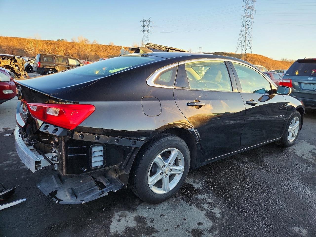 2018 Chevrolet Malibu Ls - zdjęcie 3