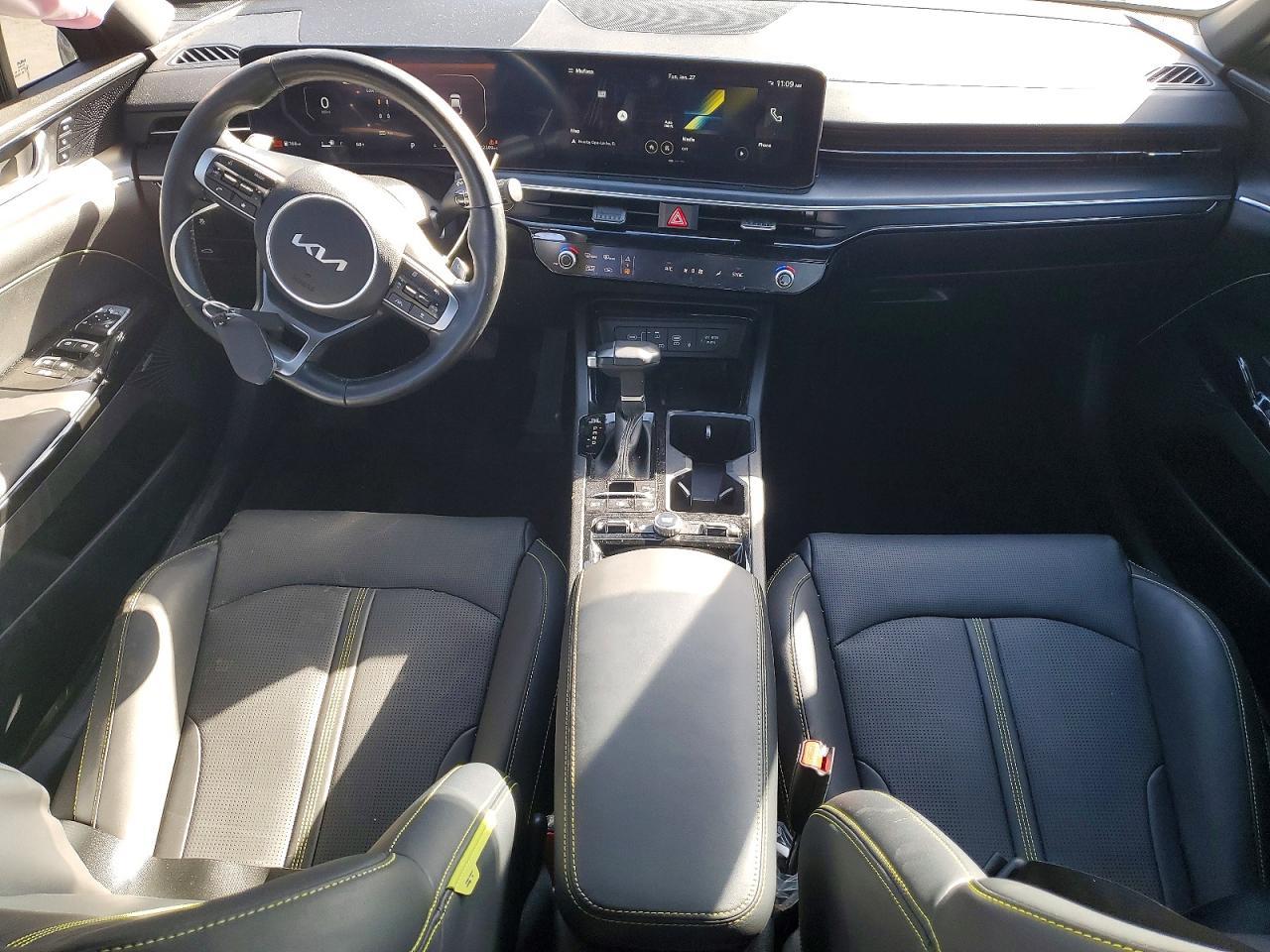 2025 Kia K5 Gt - zdjęcie 8