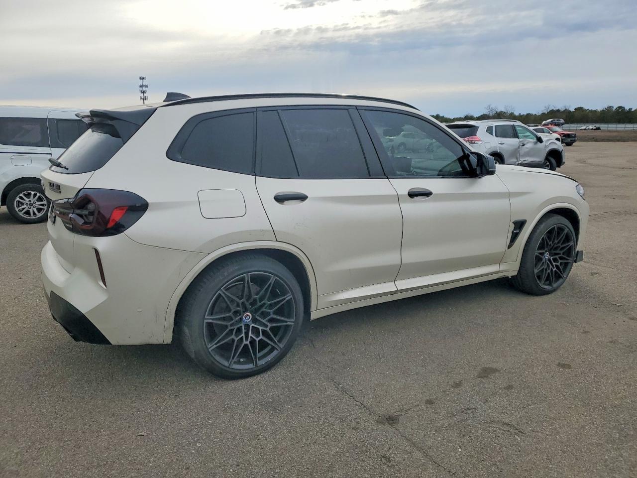 2023 BMW X3 M - zdjęcie 3