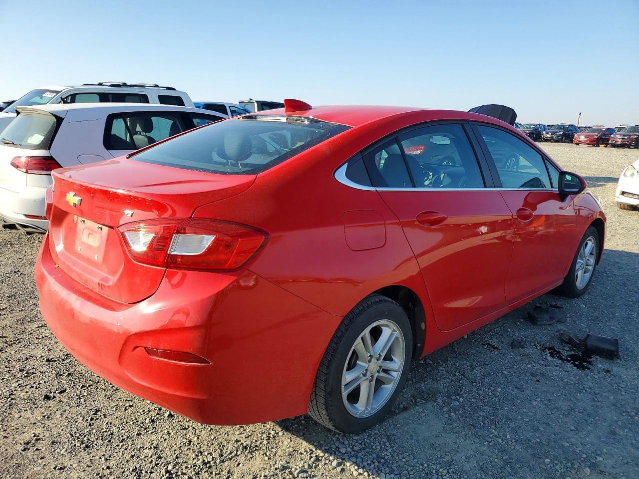 2018 Chevrolet Cruze Lt - zdjęcie 3