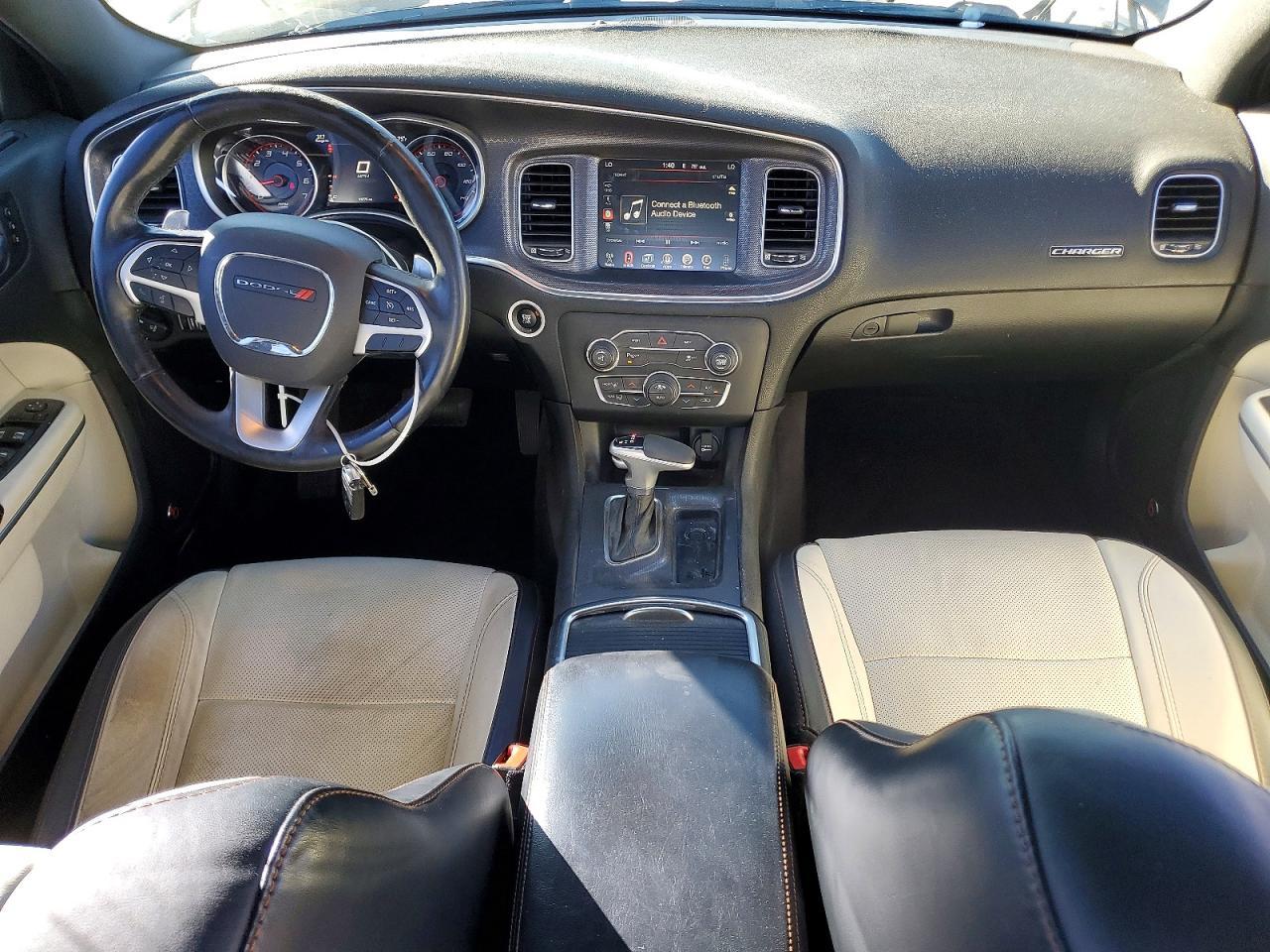 2016 Dodge Charger Sxt - zdjęcie 8