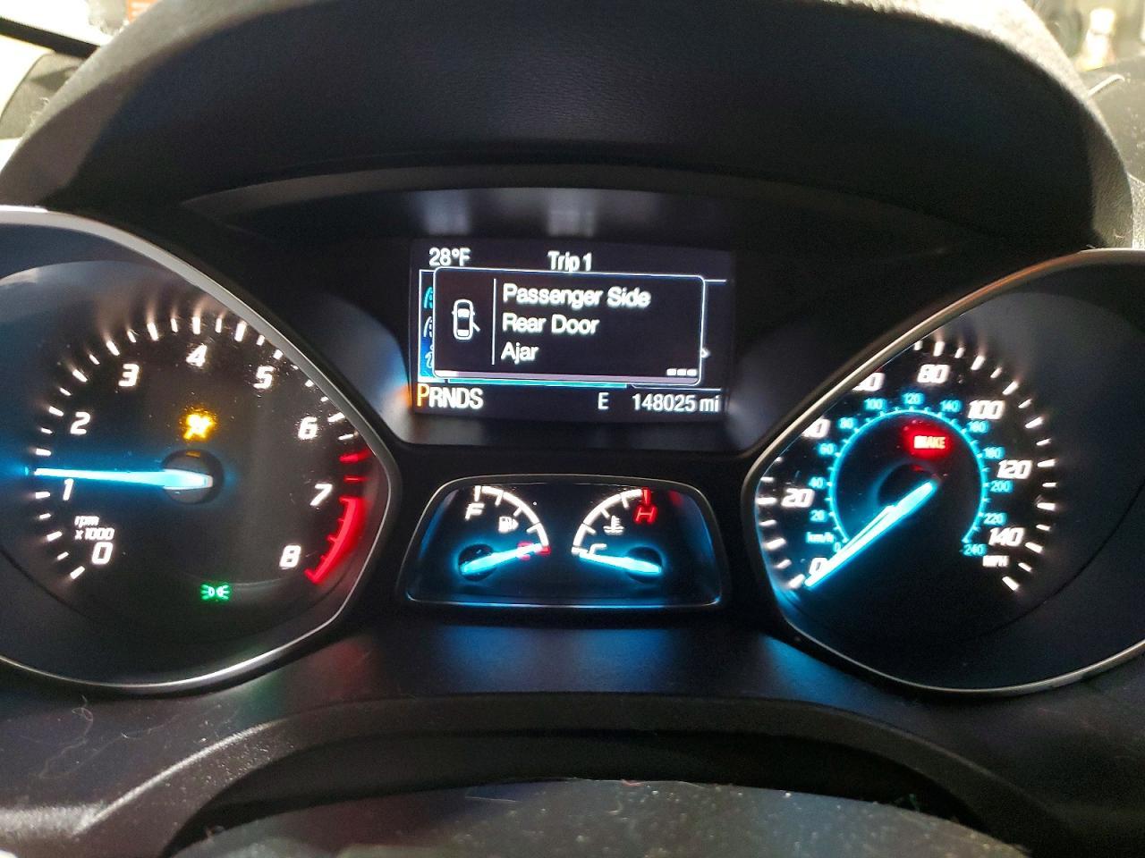 2016 Ford Escape Titanium - zdjęcie 9