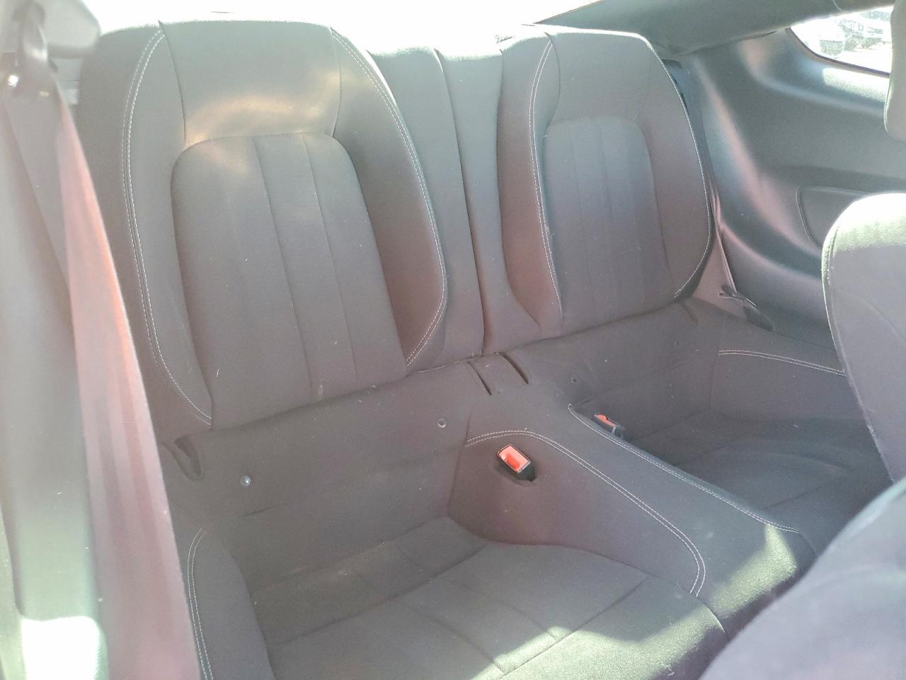 2020 Ford Mustang - zdjęcie 10