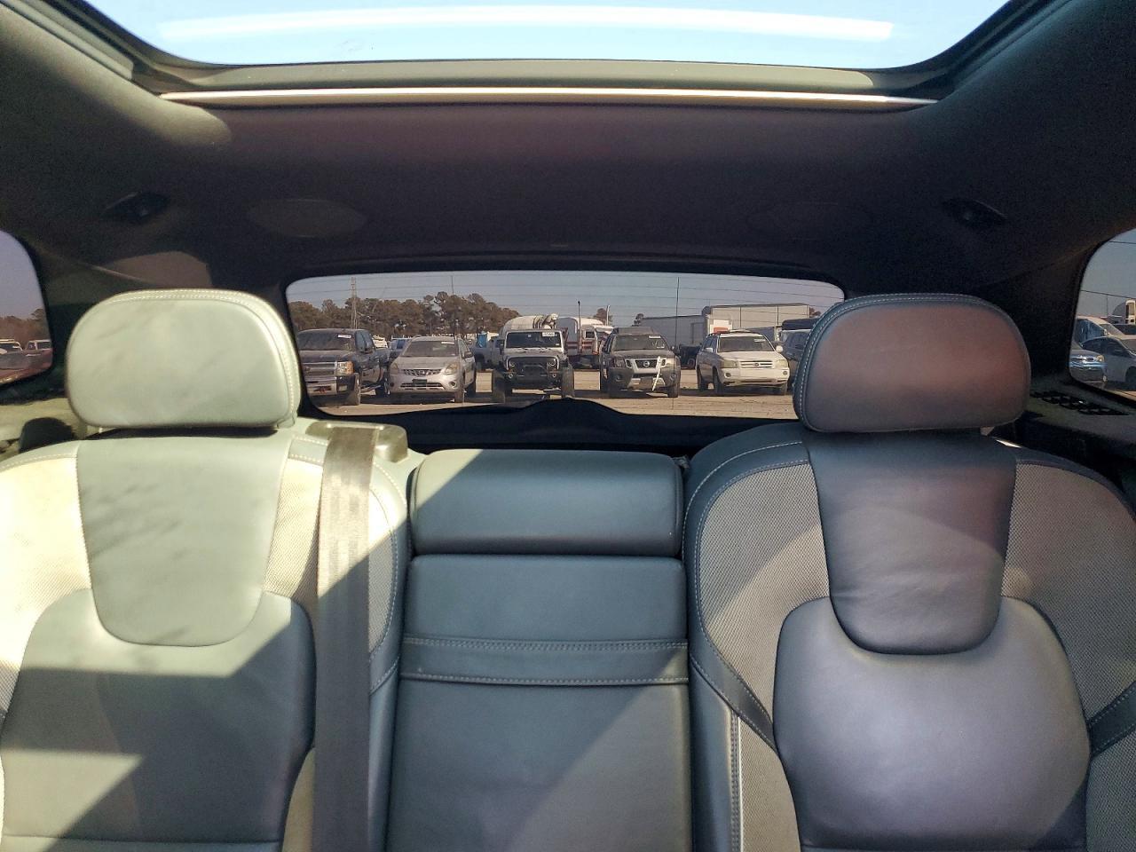 2020 Volvo Xc60 T5 R-Design - zdjęcie 10