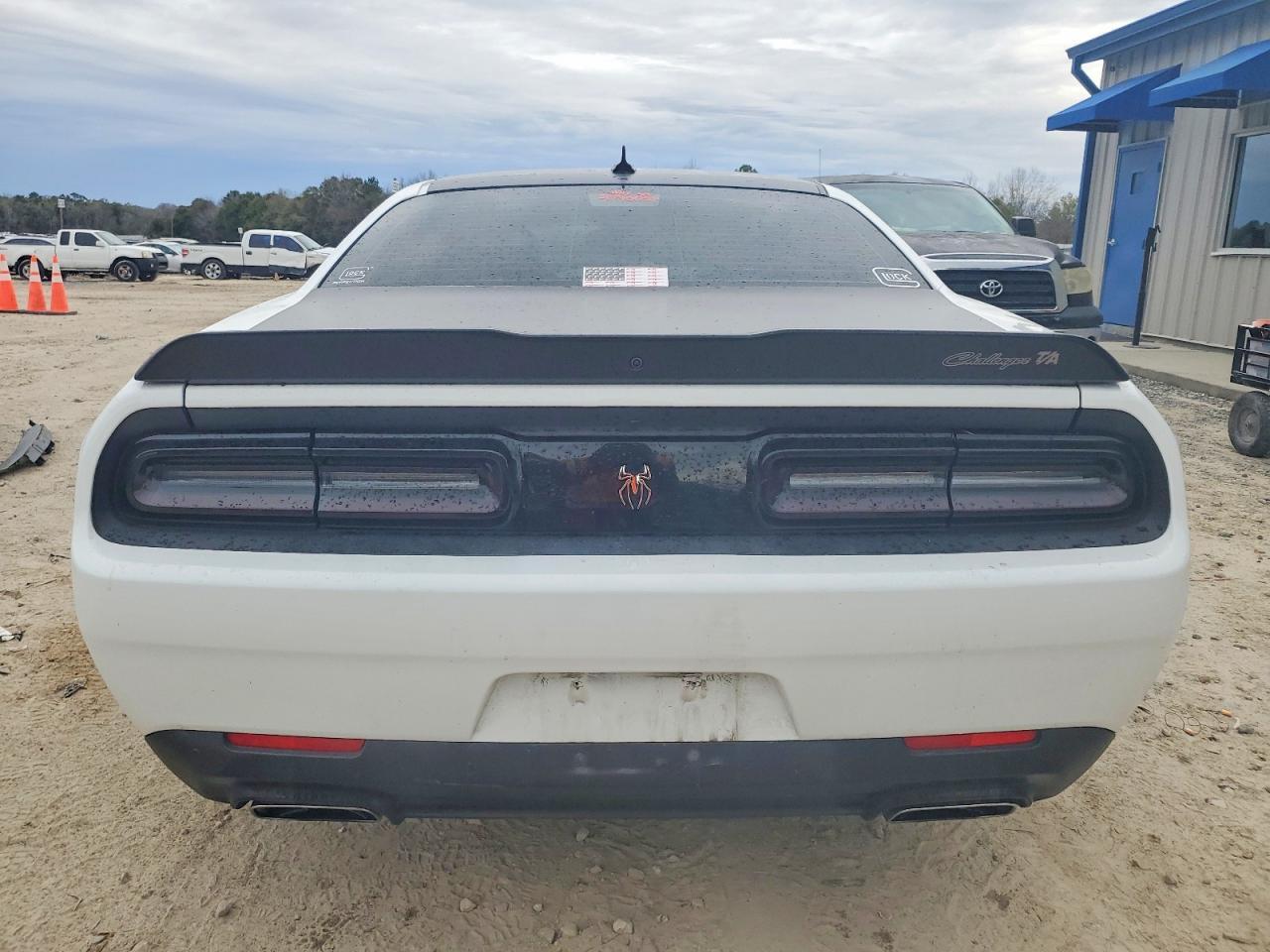 2023 Dodge Challenger R - zdjęcie 6