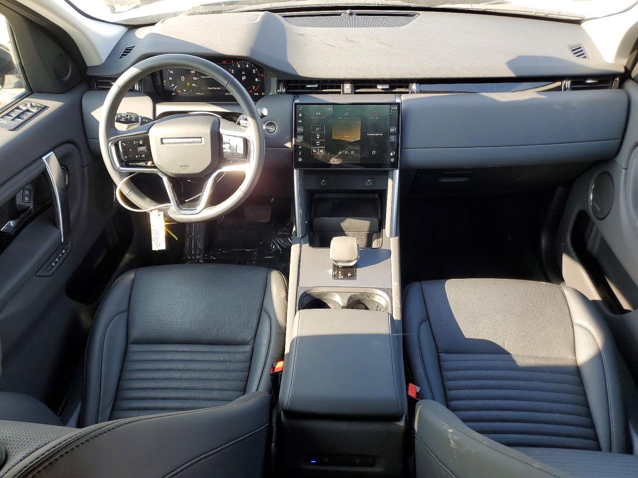 2025 Land Rover Discovery Sport S - zdjęcie 8