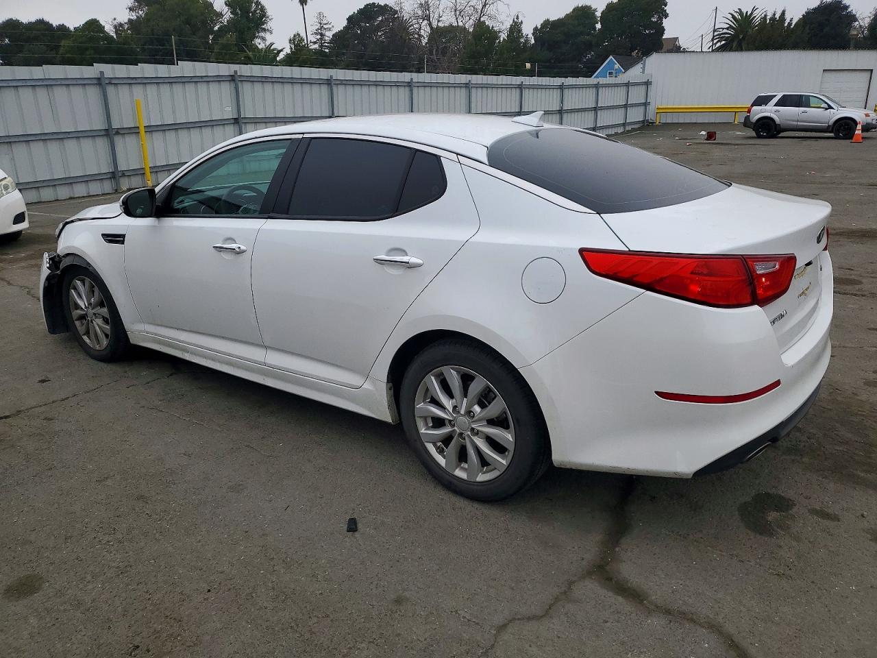 2015 Kia Optima Lx - zdjęcie 2